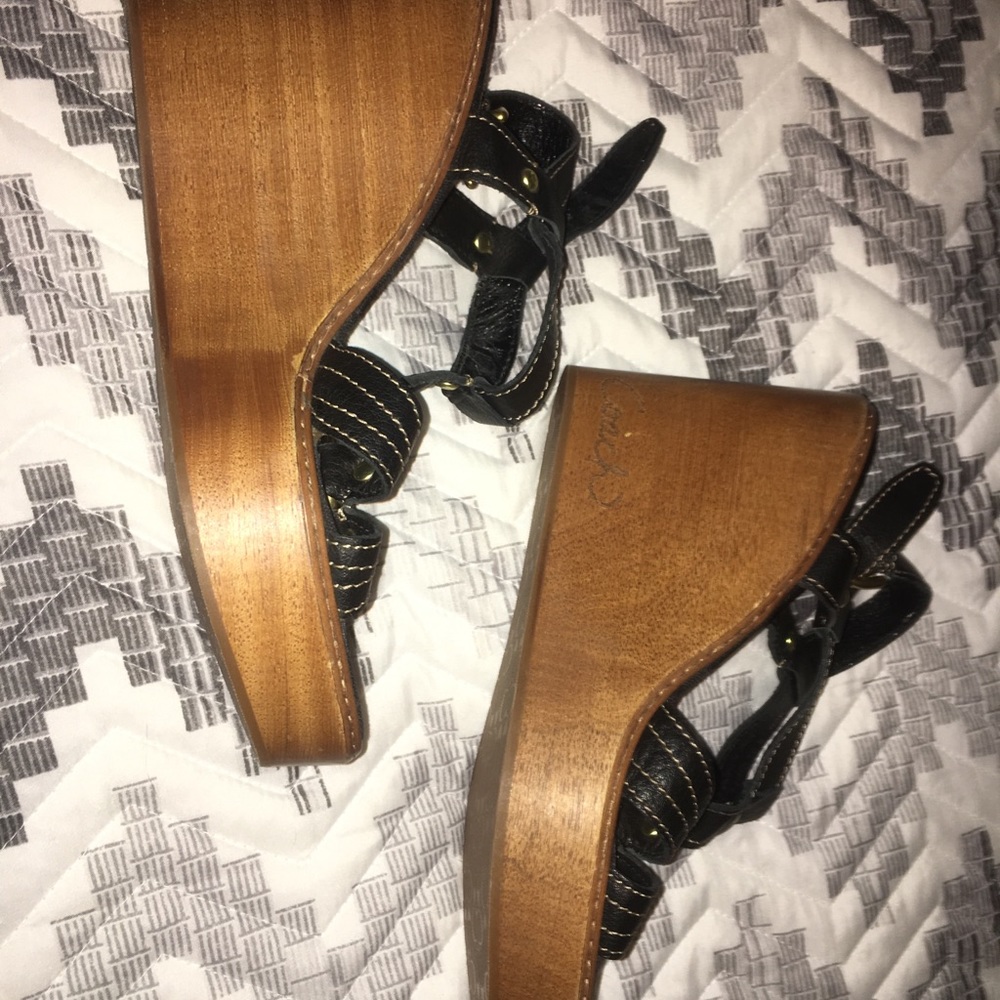 Coach Wedges